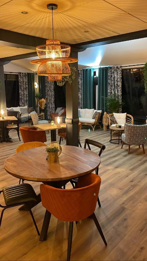 Le Mont Brouilly Hotel Quincié-en-Beaujolais Екстериор снимка