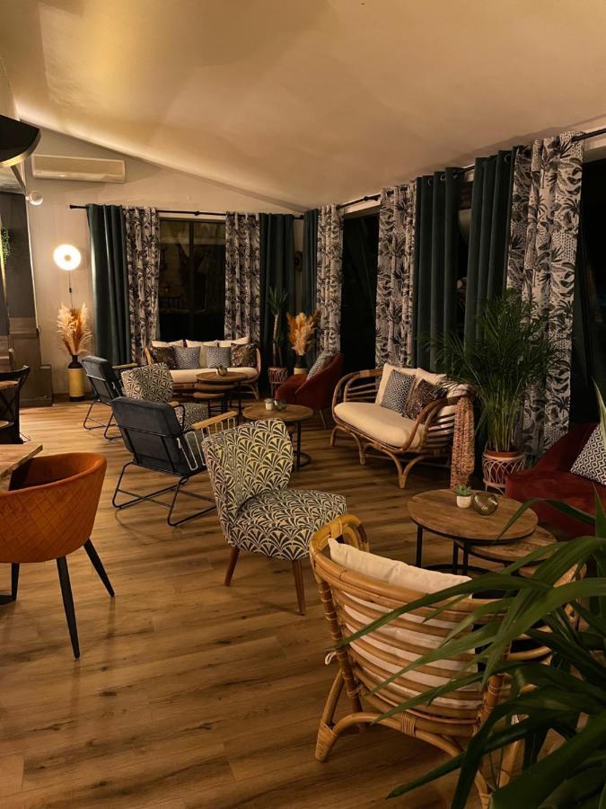 Le Mont Brouilly Hotel Quincié-en-Beaujolais Екстериор снимка